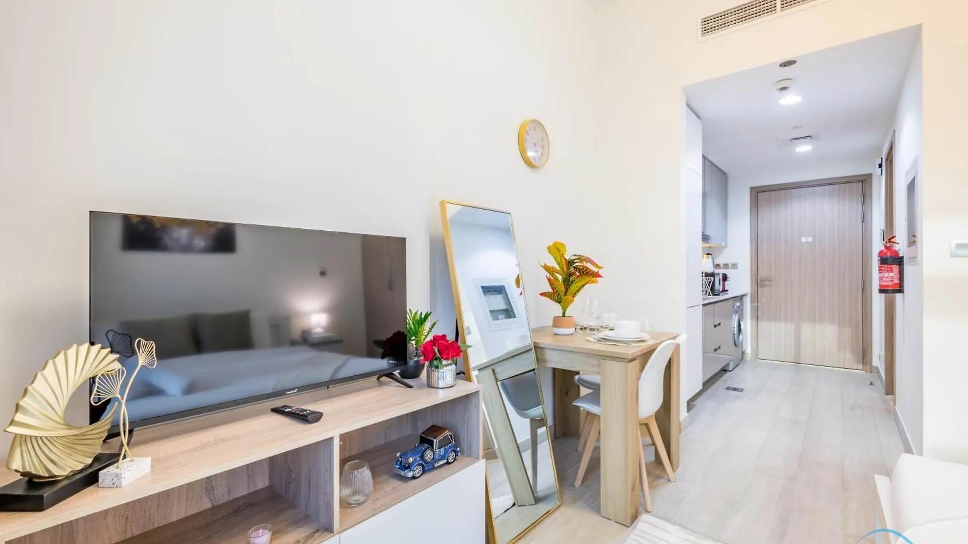 Near Top Attractions Studio With Modern Lifestyle In Azizi Riviera 8, Al Merkadh By Deluxe Holiday Homes Dubai 0*,  United Arab Emirates