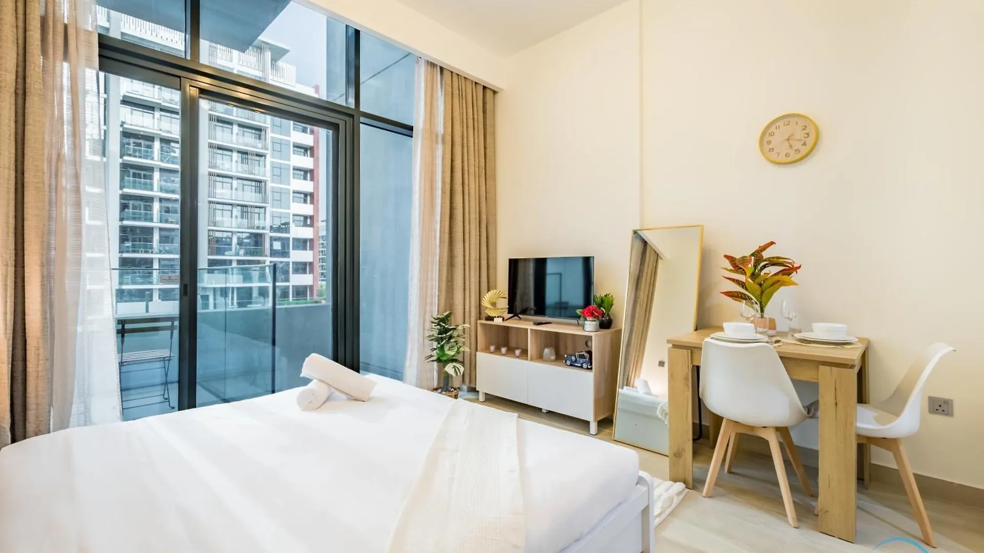 Near Top Attractions Studio With Modern Lifestyle In Azizi Riviera 8, Al Merkadh By Deluxe Holiday Homes Dubai United Arab Emirates